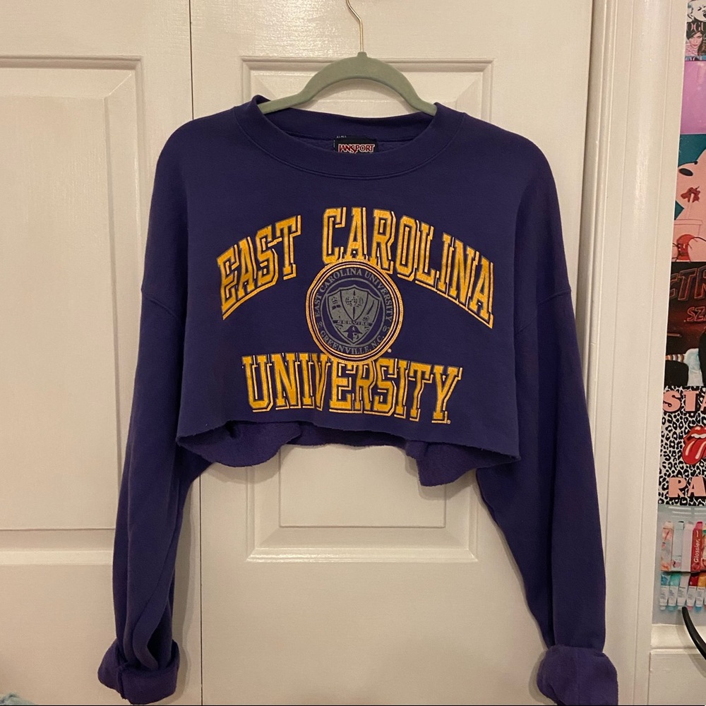 east carolina cropped crew